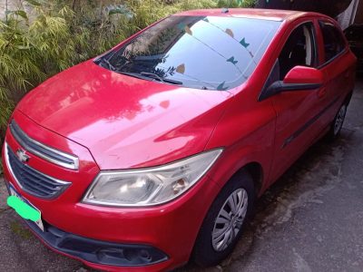 CHEVROLET Onix 2014