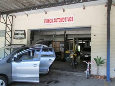 Auto Vidros Petrópolis Ltda.