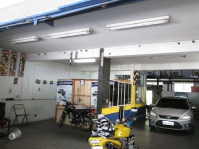 Auto Vidros Petrópolis Ltda.