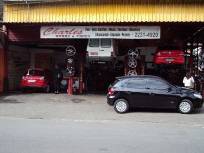 Charles Rodas e Pneus