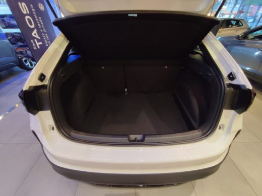 VOLKSWAGEN Nivus - foto 9
