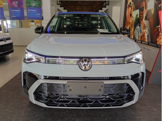 VOLKSWAGEN Taos - foto 2