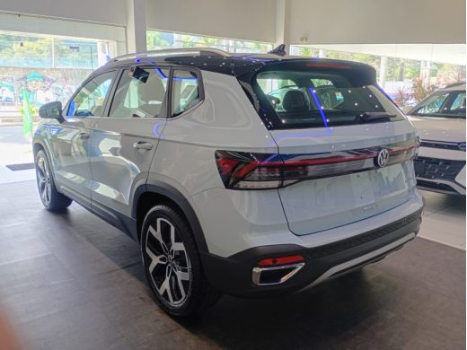VOLKSWAGEN Taos - foto 8