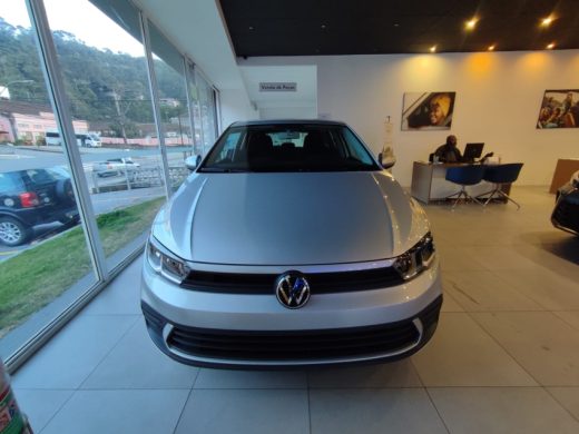 VOLKSWAGEN Polo - foto 2
