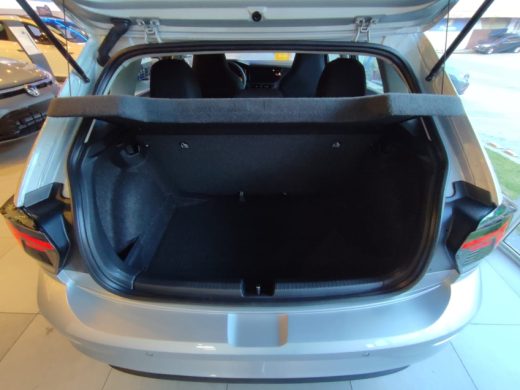 VOLKSWAGEN Polo - foto 5