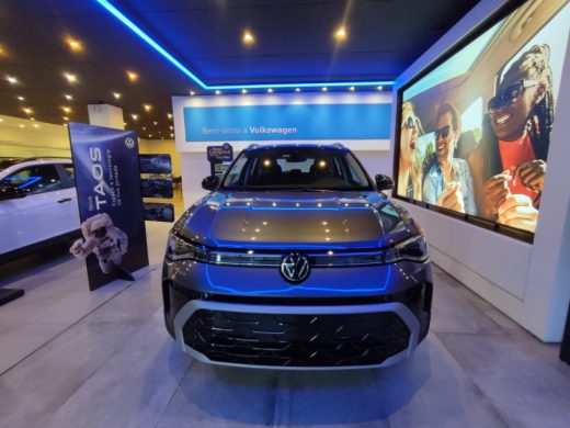 VOLKSWAGEN Taos - foto 2
