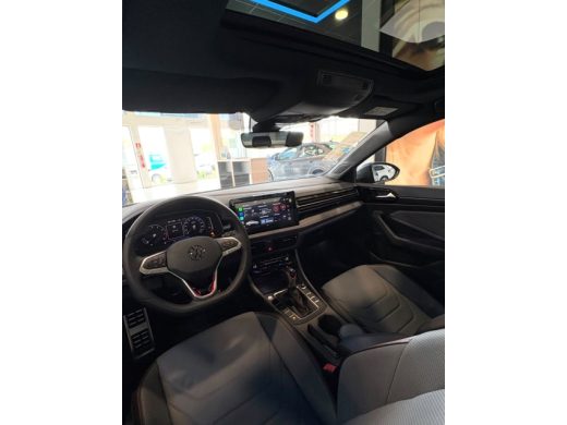 VOLKSWAGEN Jetta - foto 5