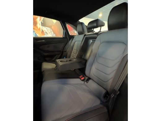 VOLKSWAGEN Jetta - foto 7