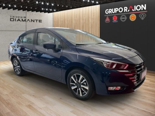 NISSAN Versa - foto 2
