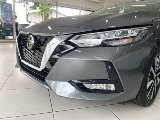 NISSAN Sentra - foto 3
