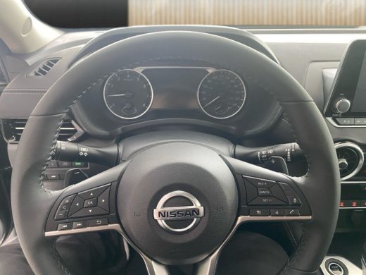 NISSAN Sentra - foto 8
