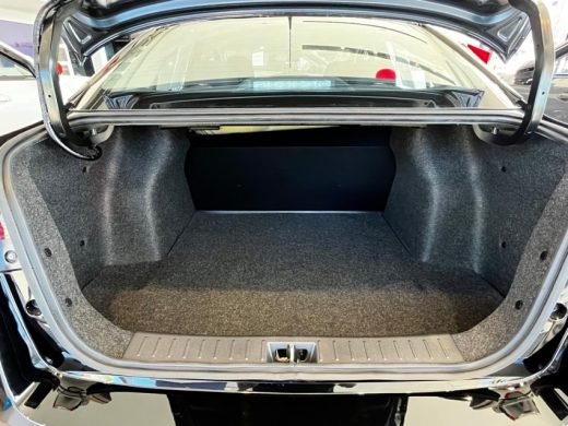 NISSAN Versa - foto 8