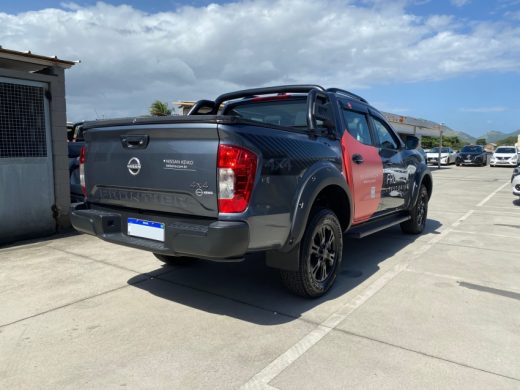 NISSAN Frontier - foto 5