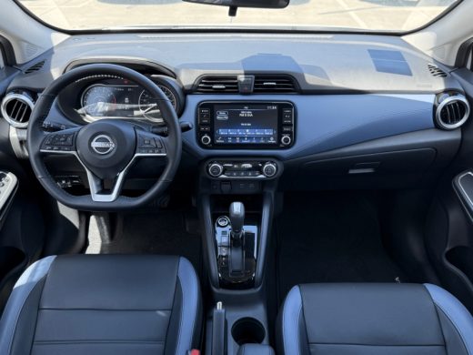 NISSAN Versa - foto 4