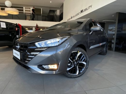 NISSAN Versa - foto 3