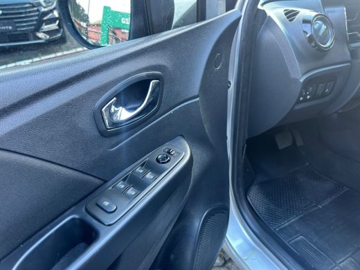RENAULT Captur - foto 14