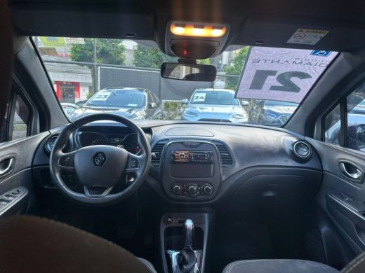 RENAULT Captur - foto 16