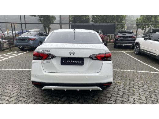 NISSAN Versa - foto 13