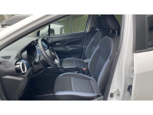 NISSAN Versa - foto 4