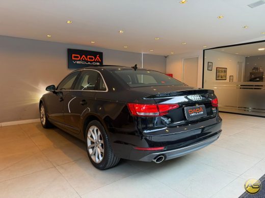 AUDI A4 - foto 8