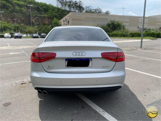 AUDI A4 - foto 3