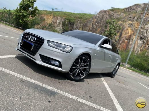 AUDI A4 - foto 5