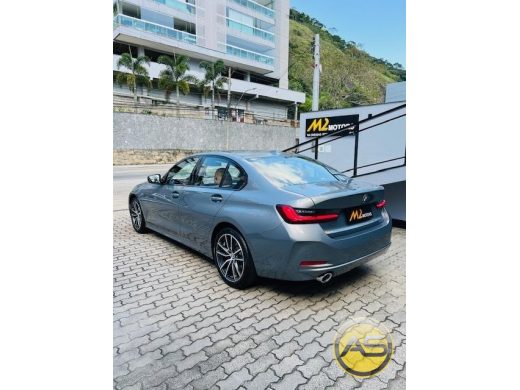 BMW 320i - foto 3