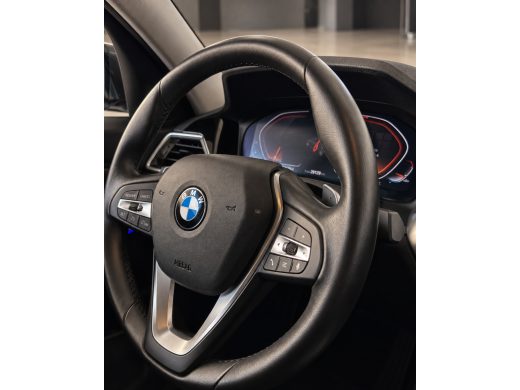 BMW 320i - foto 5