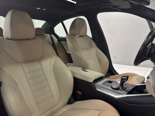 BMW 320i - foto 9