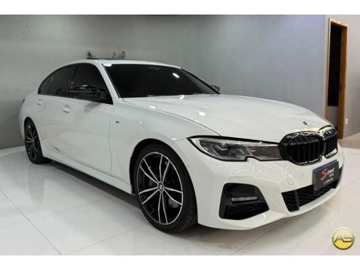 BMW 330i - foto 3