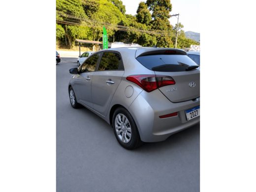 HYUNDAI HB20 - foto 4