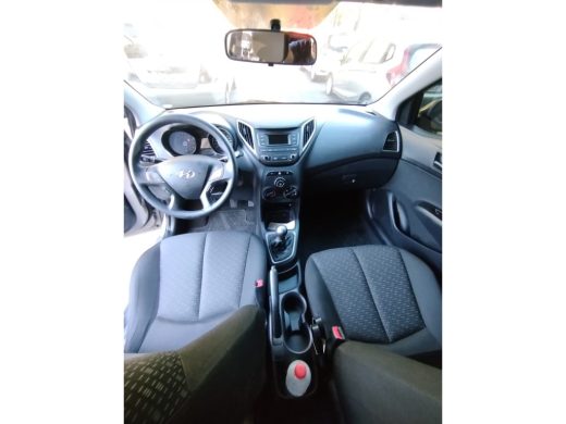 HYUNDAI HB20 - foto 6