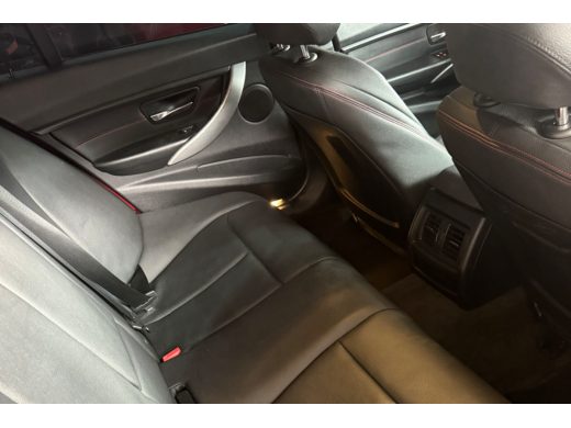BMW 320i - foto 6