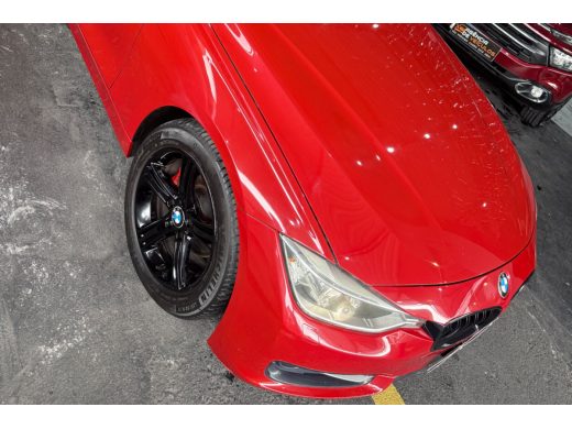 BMW 320i - foto 3