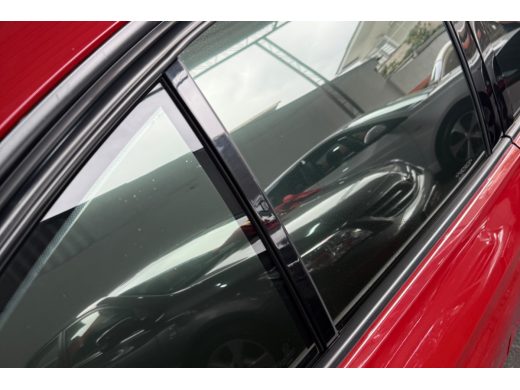 BMW 320i - foto 8