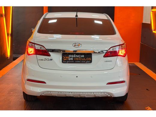 HYUNDAI HB20 - foto 8