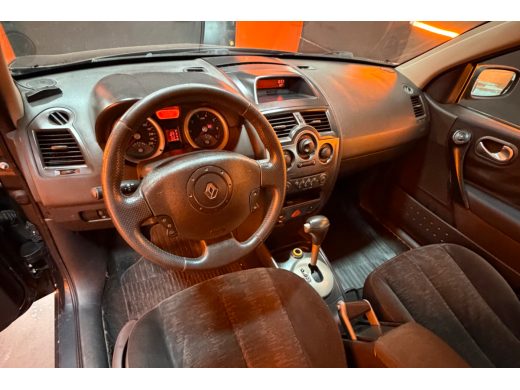RENAULT Mégane - foto 4