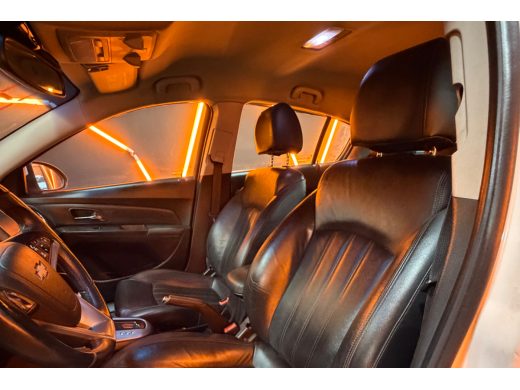 CHEVROLET Cruze - foto 4