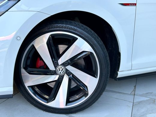 VOLKSWAGEN Golf - foto 3