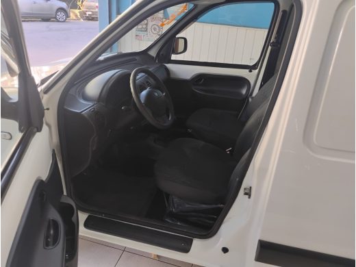 RENAULT Kangoo - foto 6