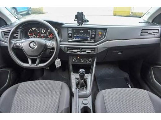 VOLKSWAGEN Polo - foto 9