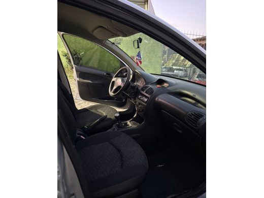 PEUGEOT 206 - foto 6