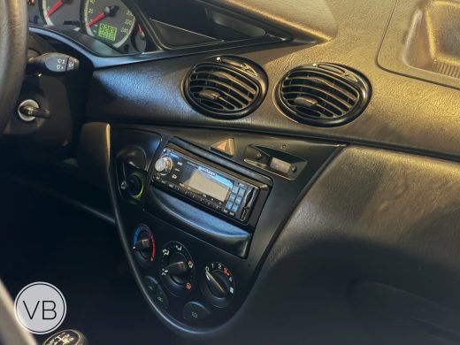 FORD Focus - foto 5