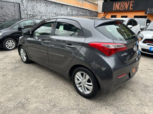 HYUNDAI HB20 - foto 4