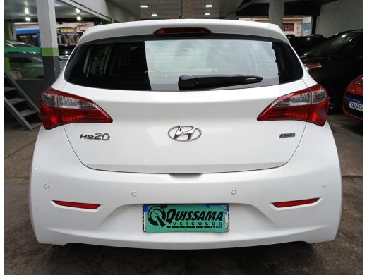 HYUNDAI HB20 - foto 6