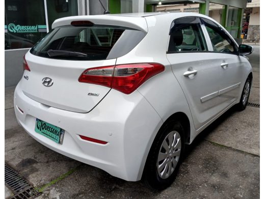 HYUNDAI HB20 - foto 2