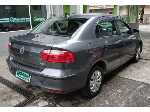 VOLKSWAGEN Voyage - foto 2