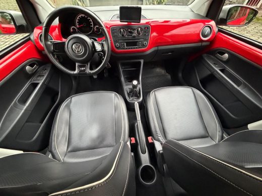 VOLKSWAGEN UP - foto 6