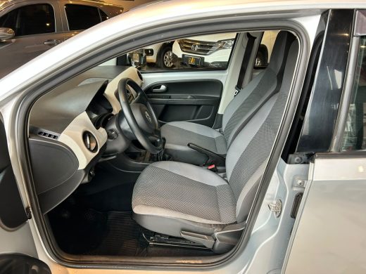 VOLKSWAGEN UP - foto 4