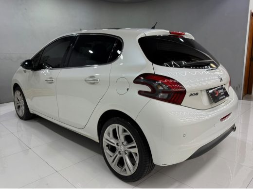 PEUGEOT 208 - foto 6
